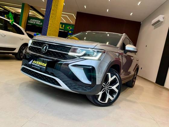 VOLKSWAGEN TAOS 1.4 250 TSI TOTAL FLEX HIGHLINE AUTOMÁTICO